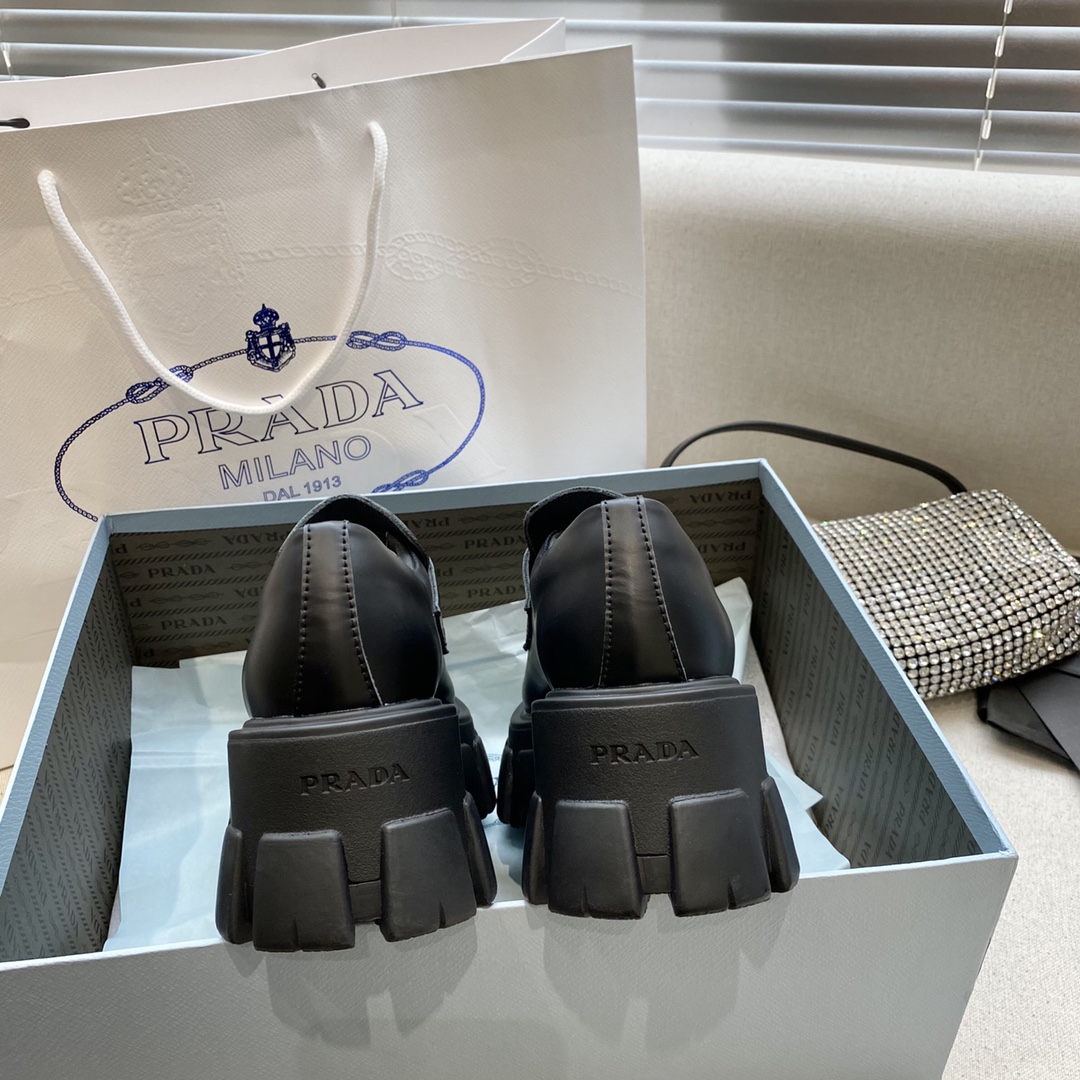 Women's high heels